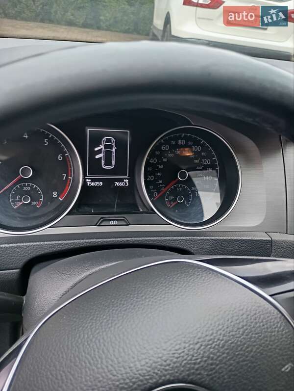 Універсал Volkswagen Golf 2016 в Луцьку