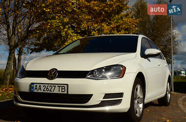 Универсал Volkswagen Golf 2015 в Киеве