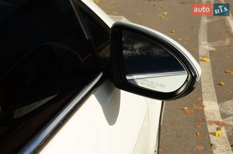 Універсал Volkswagen Golf 2015 в Києві