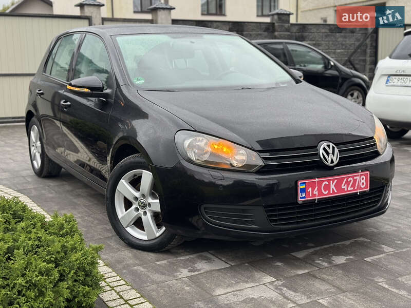 Хетчбек Volkswagen Golf 2012 в Львові