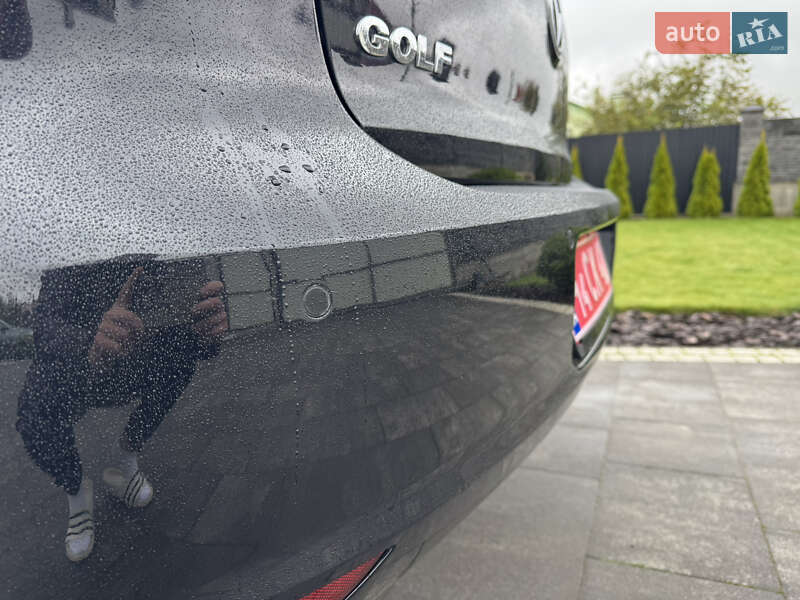 Хетчбек Volkswagen Golf 2012 в Львові