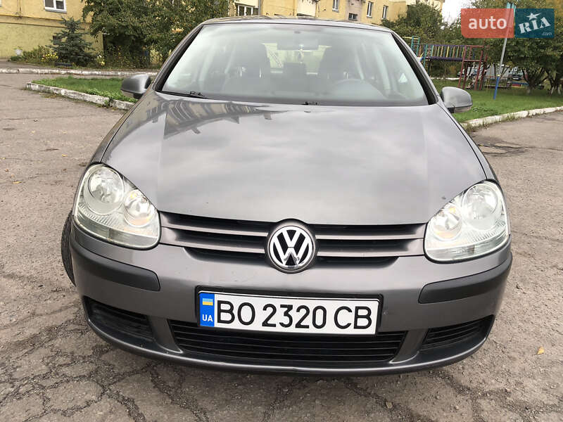 Volkswagen Golf 2005