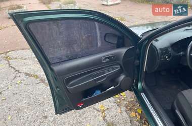 Универсал Volkswagen Golf 2000 в  фото 13 Универсал Volkswagen Golf 2000 в