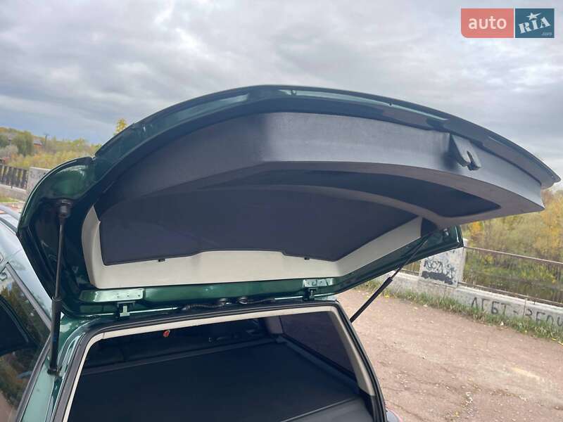 Універсал Volkswagen Golf 2000 в Чернігові