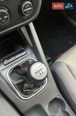 Хэтчбек Volkswagen Golf 2006 в  фото 33 Хэтчбек Volkswagen Golf 2006 в