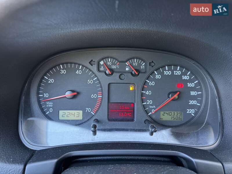 Хэтчбек Volkswagen Golf 2002 в Кременчуге фото 11 Хэтчбек Volkswagen Golf 2002 в Кременчуге