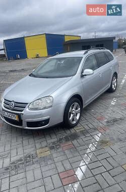 Універсал Volkswagen Golf 2009 в Житомирі