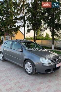 Хетчбек Volkswagen Golf 2005 в Кам'янець-Подільському
