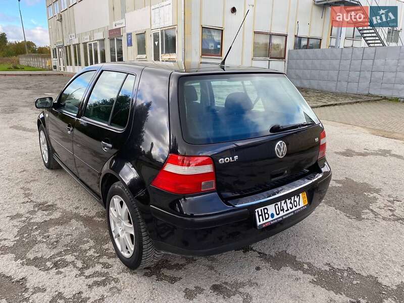 Хетчбек Volkswagen Golf 2002 в Бучачі