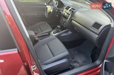 Хетчбек Volkswagen Golf 2007 в  фото 12 Хетчбек Volkswagen Golf 2007 в