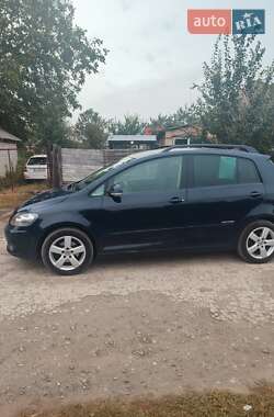 Хетчбек Volkswagen Golf 2008 в Лозовій