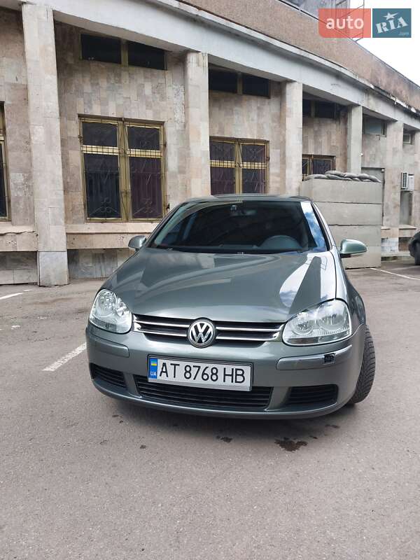 Хэтчбек Volkswagen Golf 2005 в Ивано-Франковске фото 9 Хэтчбек Volkswagen Golf 2005 в Ивано-Франковске