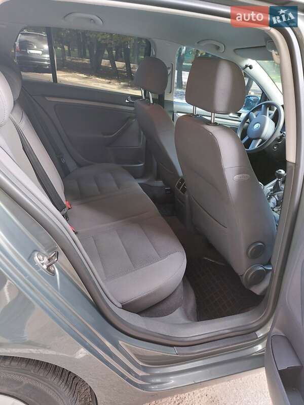 Хэтчбек Volkswagen Golf 2005 в Ивано-Франковске фото 31 Хэтчбек Volkswagen Golf 2005 в Ивано-Франковске