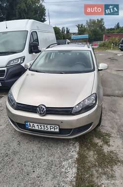 Універсал Volkswagen Golf 2014 в Києві