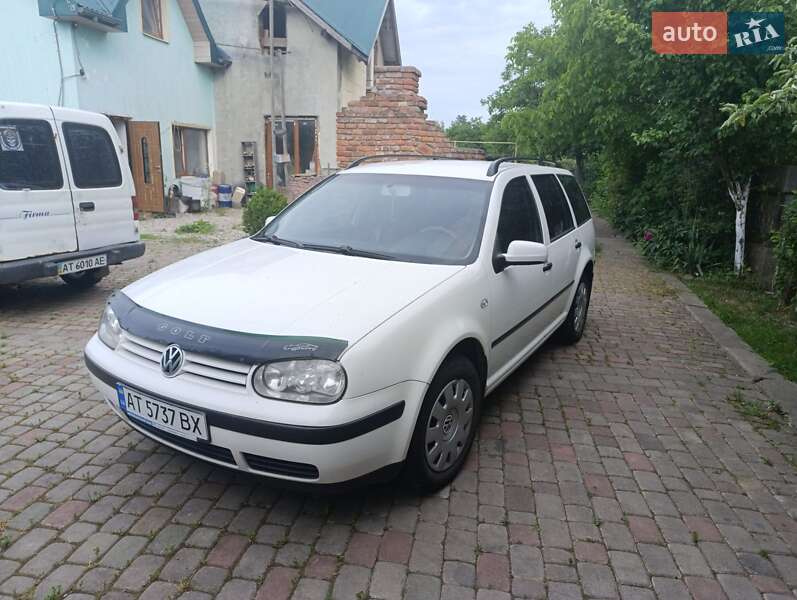 Універсал Volkswagen Golf 2005 в Івано-Франківську
