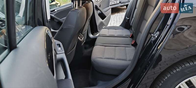 Хетчбек Volkswagen Golf 2009 в Мукачевому