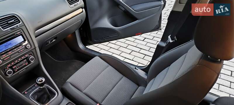 Хетчбек Volkswagen Golf 2009 в Мукачевому