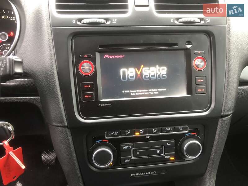 Універсал Volkswagen Golf 2012 в Івано-Франківську