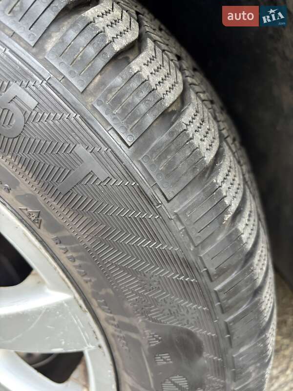 Хэтчбек Volkswagen Golf 2006 в Ивано-Франковске