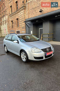 Універсал Volkswagen Golf 2008 в Охтирці