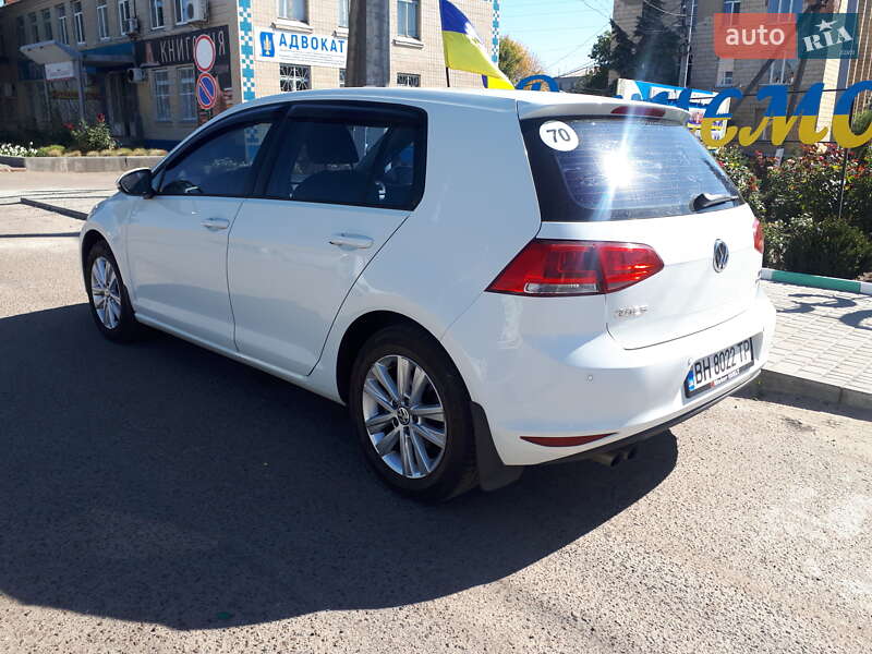 Хэтчбек Volkswagen Golf 2013 в Кривом Озере