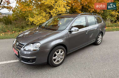Універсал Volkswagen Golf 2009 в Львові