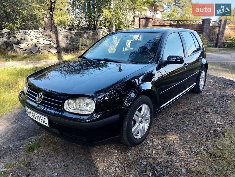 Volkswagen Golf 2002