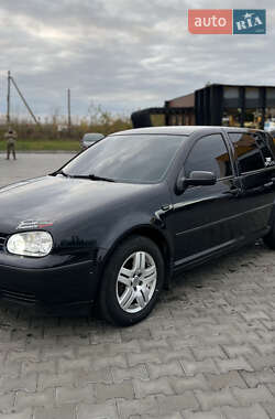 Хэтчбек Volkswagen Golf 2001 в Полтаве