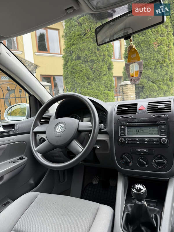Хэтчбек Volkswagen Golf 2005 в Черновцах фото 14 Хэтчбек Volkswagen Golf 2005 в Черновцах