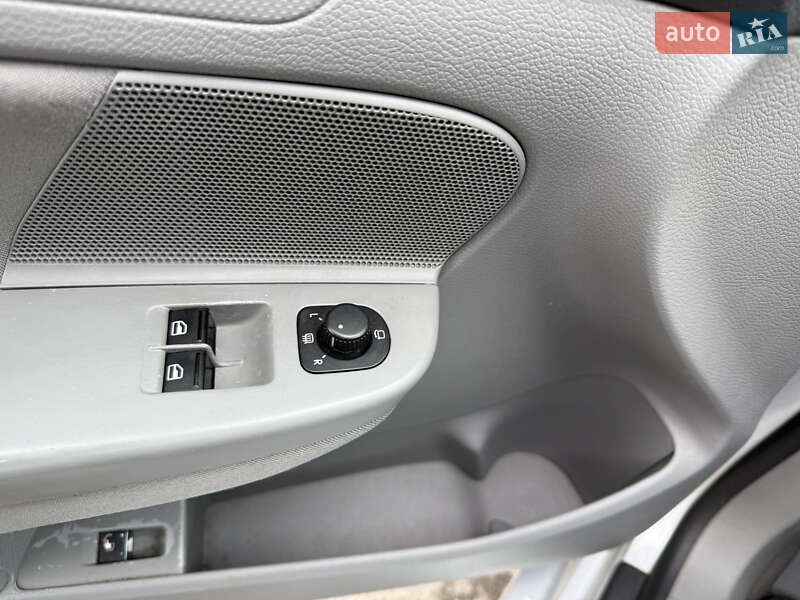 Хэтчбек Volkswagen Golf 2005 в Черновцах фото 15 Хэтчбек Volkswagen Golf 2005 в Черновцах