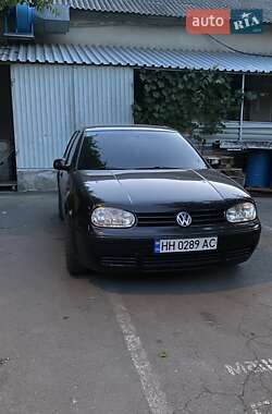 Хэтчбек Volkswagen Golf 2000 в Одессе