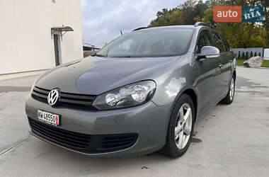 Универсал Volkswagen Golf 2011 в Луцке