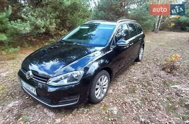 Універсал Volkswagen Golf 2013 в Бучі