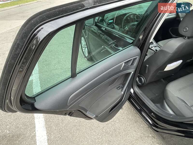 Хэтчбек Volkswagen Golf 2020 в Днепре