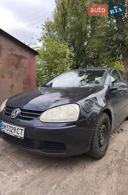 Хэтчбек Volkswagen Golf 2005 в Киеве