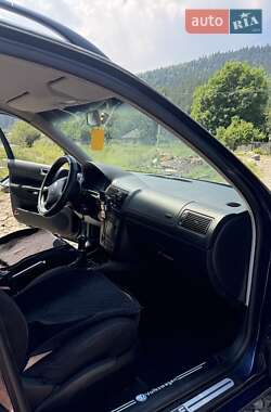 Универсал Volkswagen Golf 2001 в  фото 4 Универсал Volkswagen Golf 2001 в