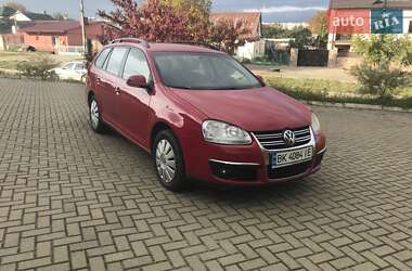 Універсал Volkswagen Golf 2009 в Рівному
