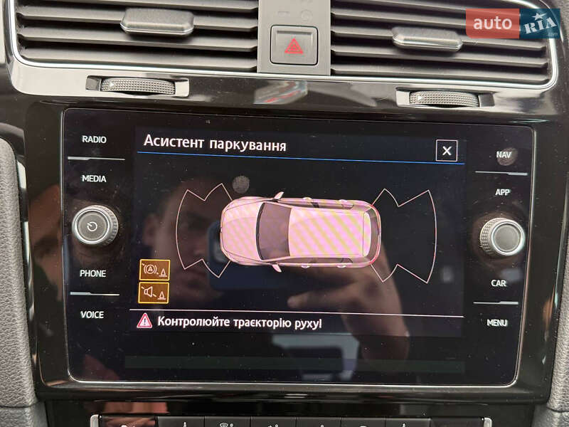 Хетчбек Volkswagen Golf 2018 в Стрию