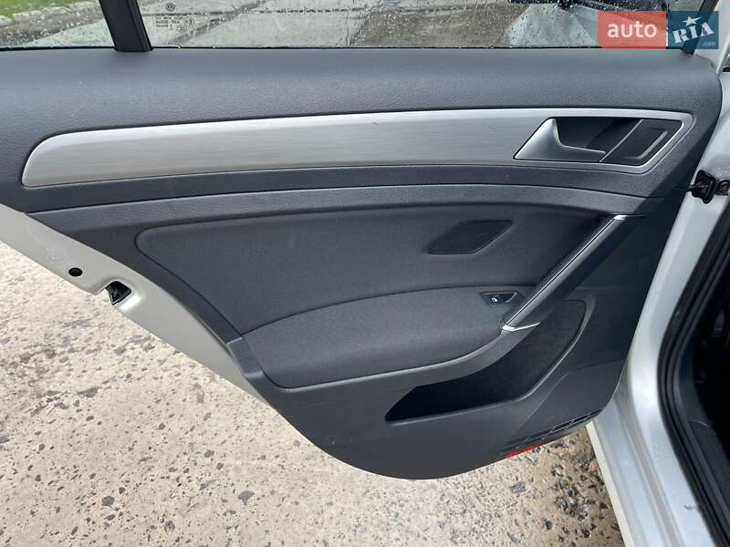 Універсал Volkswagen Golf 2014 в Ужгороді фото 28 Універсал Volkswagen Golf 2014 в Ужгороді