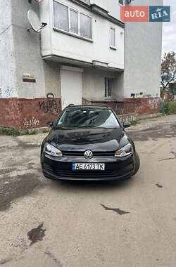 Универсал Volkswagen Golf 2016 в Ивано-Франковске