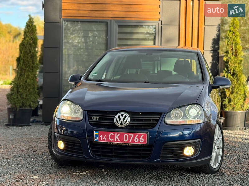 Хэтчбек Volkswagen Golf 2008 в Дрогобыче