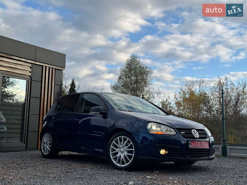 Хэтчбек Volkswagen Golf 2008 в Дрогобыче