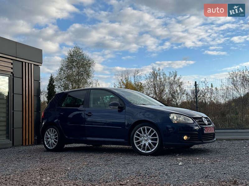 Хэтчбек Volkswagen Golf 2008 в Дрогобыче