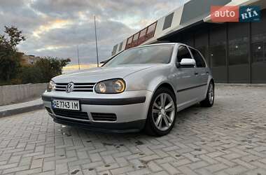 Хэтчбек Volkswagen Golf 2003 в Кривом Роге