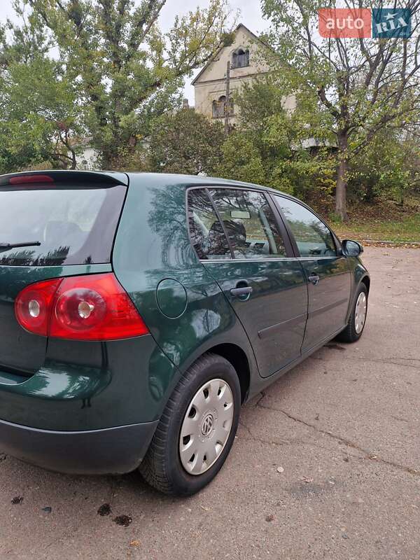 Хэтчбек Volkswagen Golf 2006 в Корсуне-Шевченковском фото 2 Хэтчбек Volkswagen Golf 2006 в Корсуне-Шевченковском