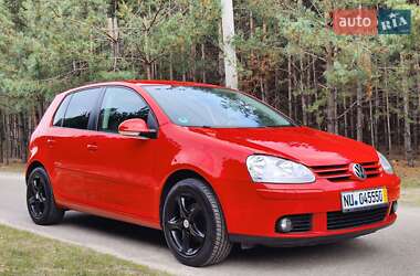 Хетчбек Volkswagen Golf 2008 в Києві