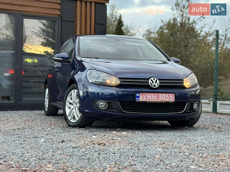 Хетчбек Volkswagen Golf 2010 в Дрогобичі