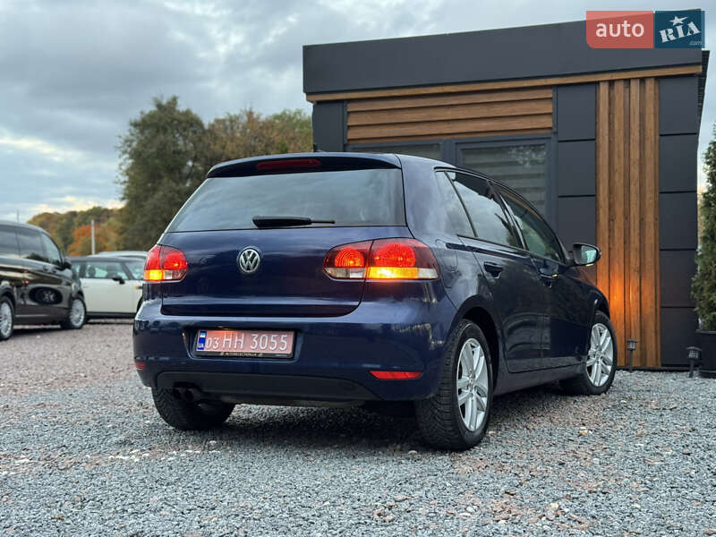 Хетчбек Volkswagen Golf 2010 в Дрогобичі