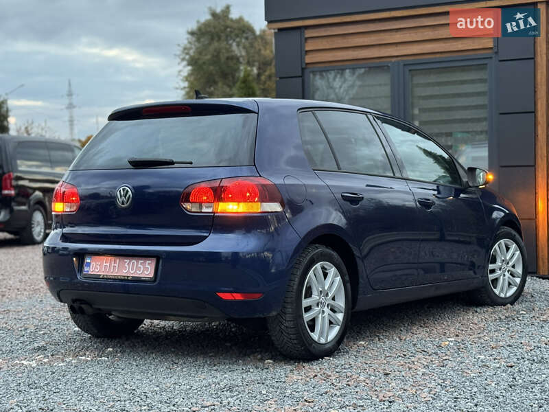 Хетчбек Volkswagen Golf 2010 в Дрогобичі