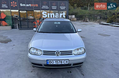 Хэтчбек Volkswagen Golf 2003 в  фото 16 Хэтчбек Volkswagen Golf 2003 в